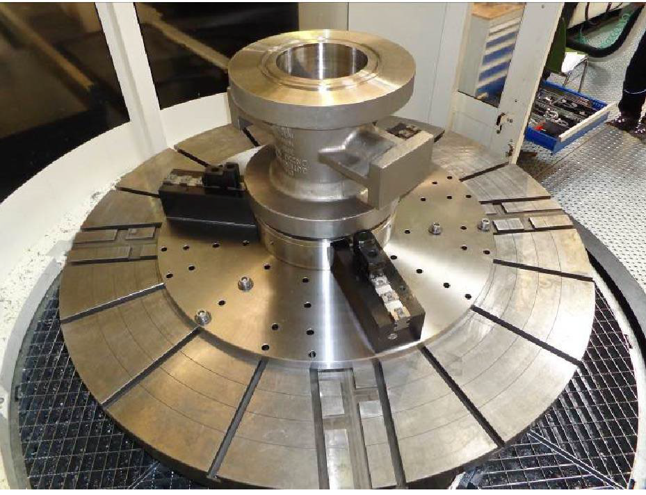 "Conditional on new technologies and increased requirements placed on the complexity of the machining technology that goes along with them, machinery was configured at a high technological level in the past few years," says Bernd Rützel, Production Technology Department Manager of NTG.
